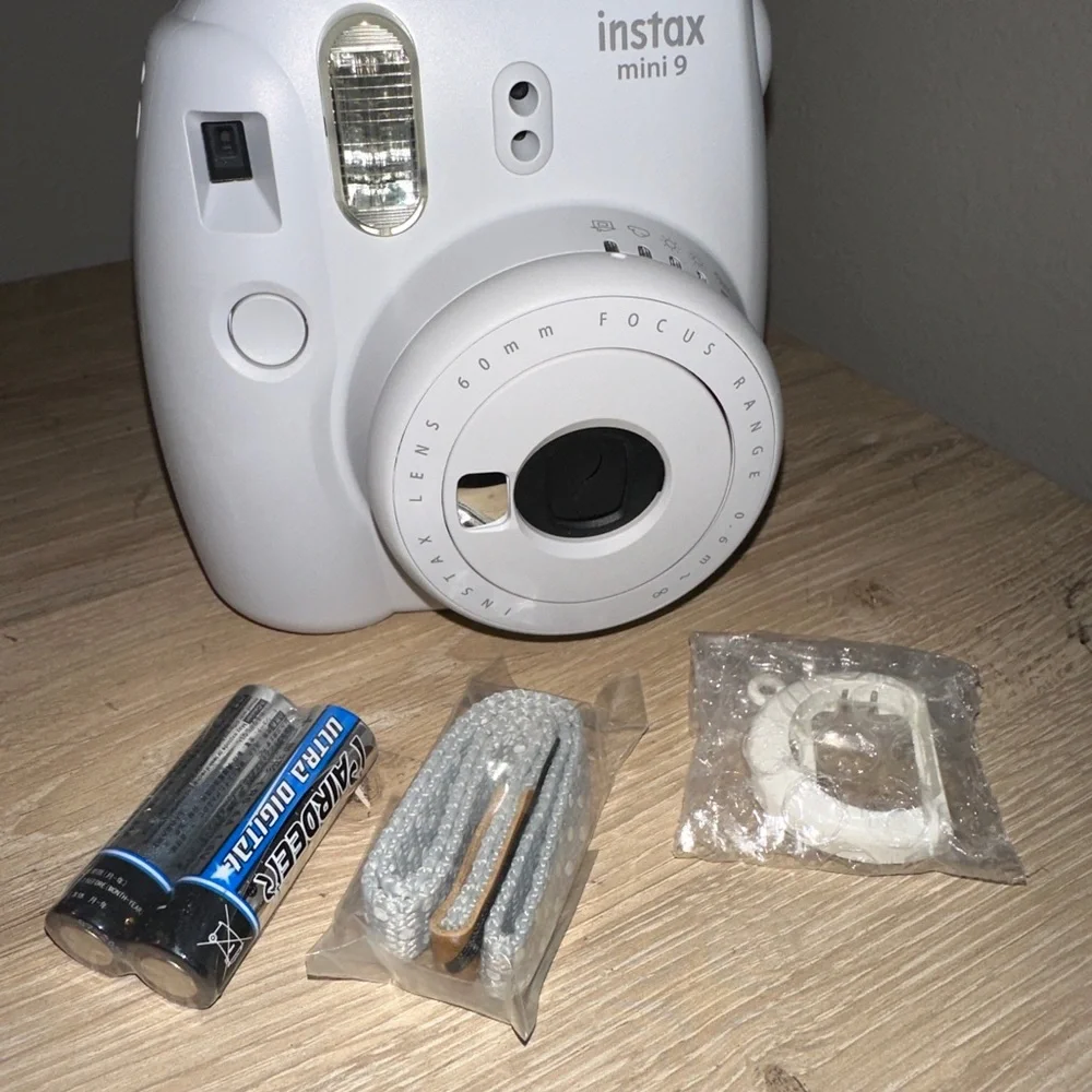 Fujifilm Instax Mini 9 Instant Camera, Smokey White
